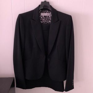 Tahari wool skirt suit 4